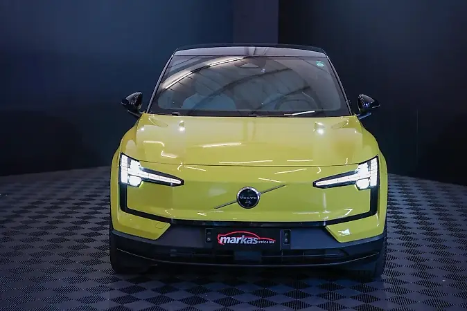 Volvo EX30 - Imagem 2