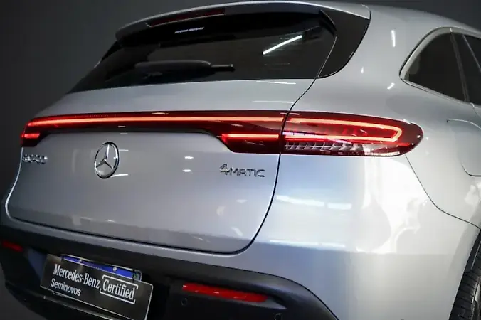 Mercedes Eqc 400 - Imagem 9