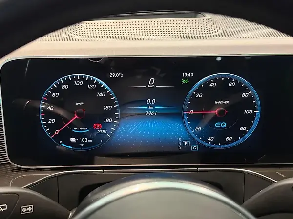 Mercedes Eqc 400 - Imagem 14