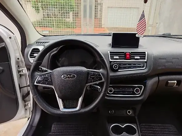 JAC Iev20 - Imagem 14