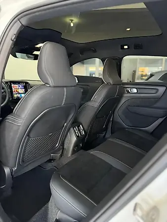 Volvo C40 Recharge - Imagem 13