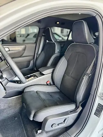 Volvo C40 Recharge - Imagem 11