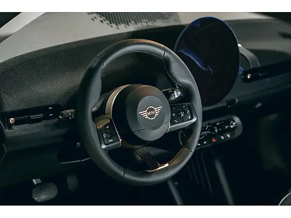 Mini Cooper SE - Imagem 10