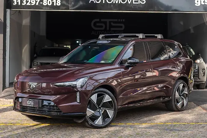 Volvo Ex90 - Imagem 1