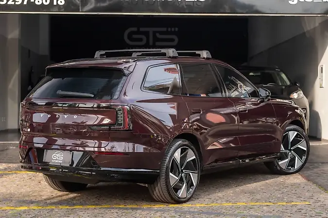 Volvo Ex90 - Imagem 2