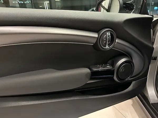 Mini Cooper SE - Imagem 14