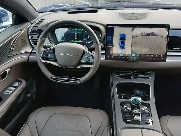 BYD Han - Imagem 12