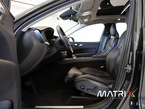Volvo Xc60 Recharge Plug-in Hybrid - Imagem 16