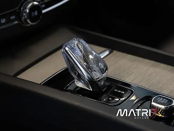 Volvo Xc60 Recharge Plug-in Hybrid - Imagem 15