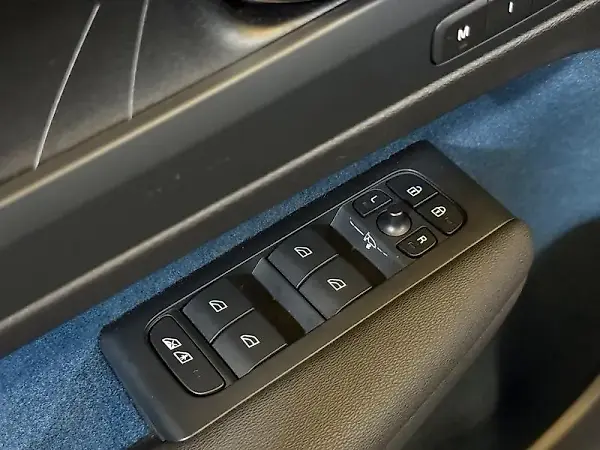 Volvo XC40 Recharge - Imagem 17