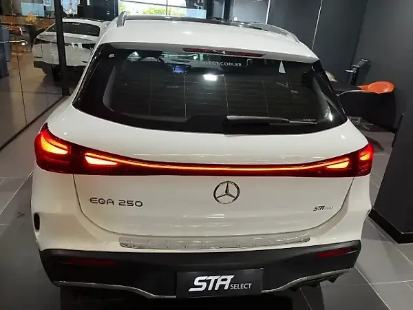 Mercedes Eqa 250 - Imagem 5