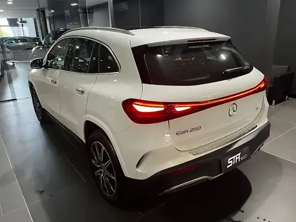 Mercedes Eqa 250 - Imagem 4