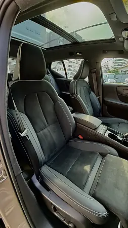 Volvo XC40 Recharge - Imagem 6