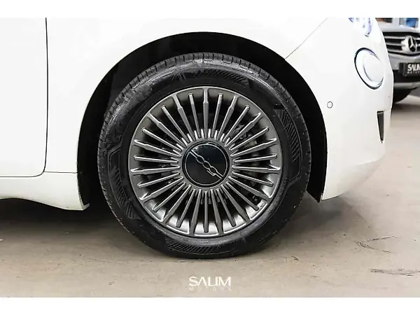 Fiat 500e - Imagem 7