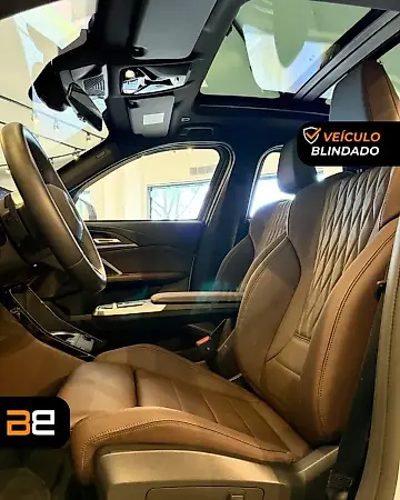 BMW IX1 - Imagem 11