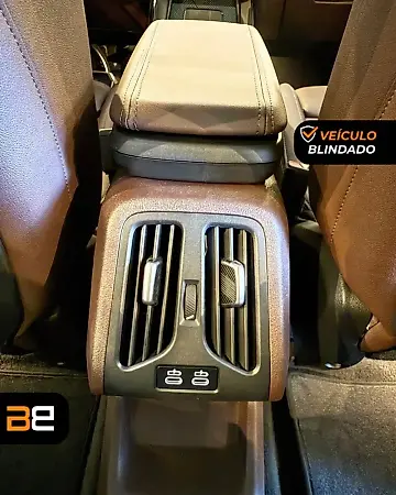 BMW IX1 - Imagem 17