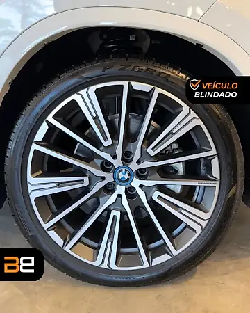 BMW IX1 - Imagem 20