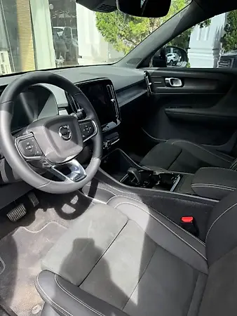 Volvo XC40 Recharge - Imagem 5