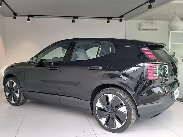 Volvo EX30 - Imagem 6