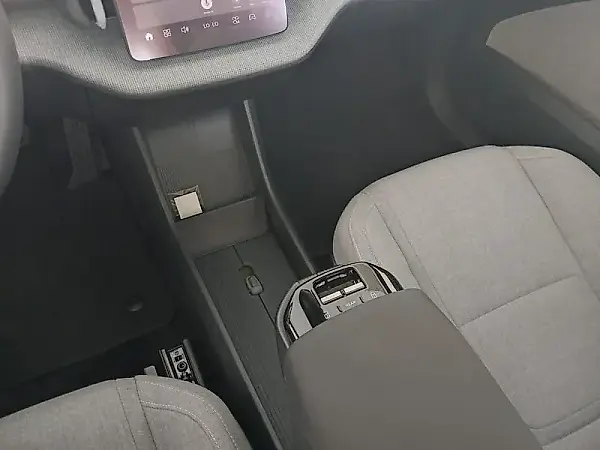 Volvo EX30 - Imagem 10