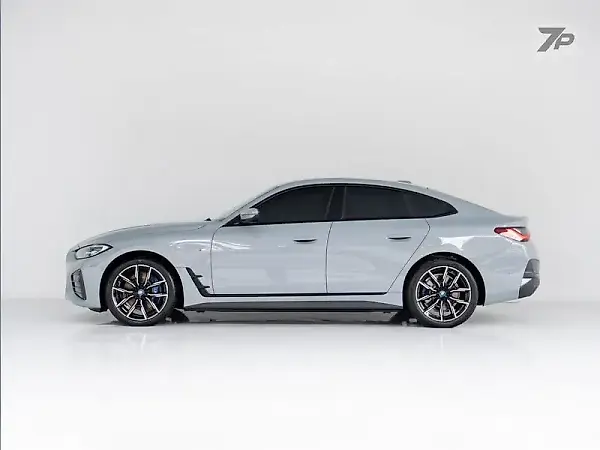 BMW I4 Edrive40 - Imagem 13