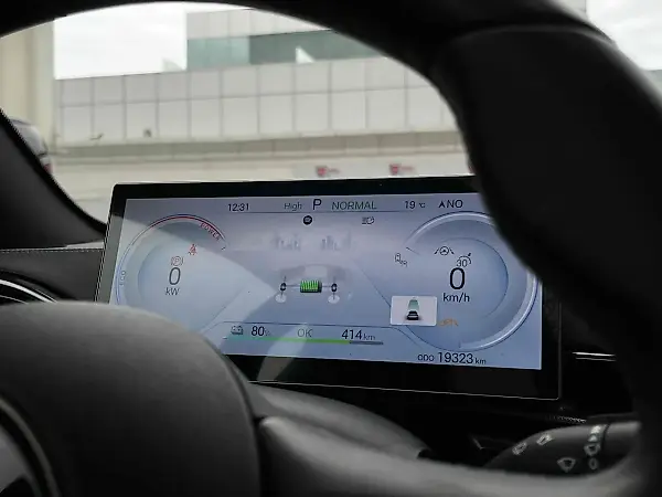 BYD Seal - Imagem 12