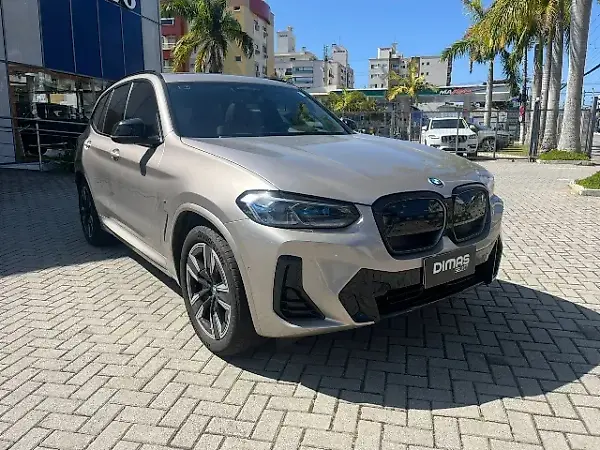 BMW IX3 - Imagem 3