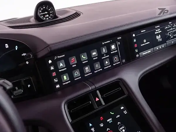 Porsche Taycan - Imagem 8