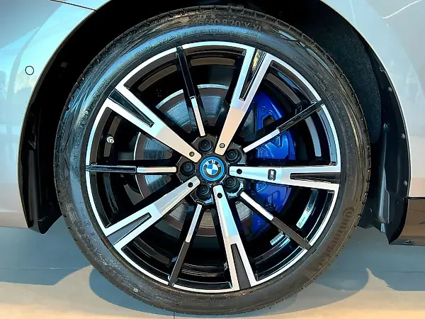 BMW I5 M60 - Imagem 6