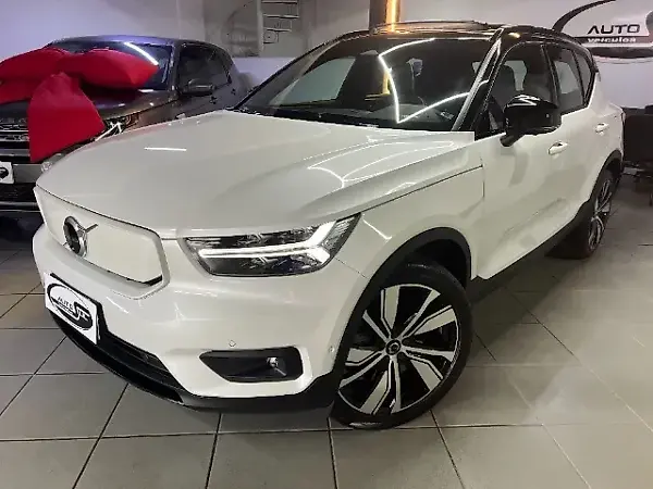 Volvo XC40 Recharge - Imagem 1