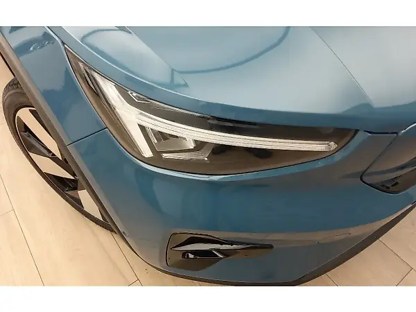 Volvo C40 Recharge - Imagem 2