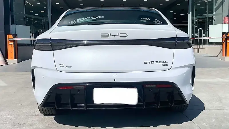 BYD Seal - Imagem 2