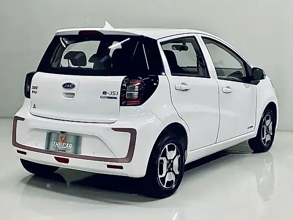 JAC E-JS1 - Imagem 4