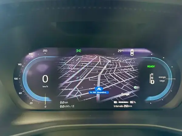Volvo XC40 Recharge - Imagem 14