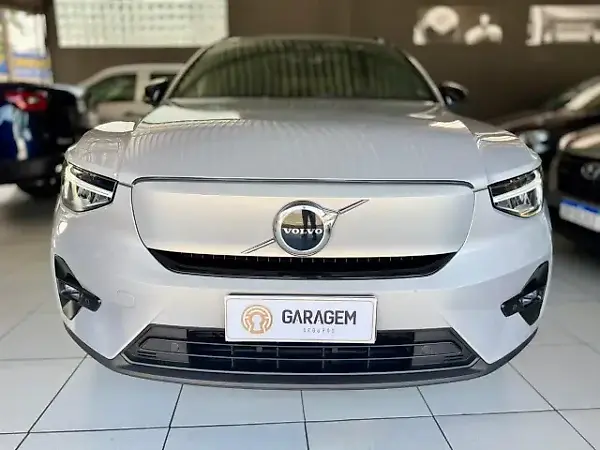 Volvo XC40 Recharge - Imagem 8