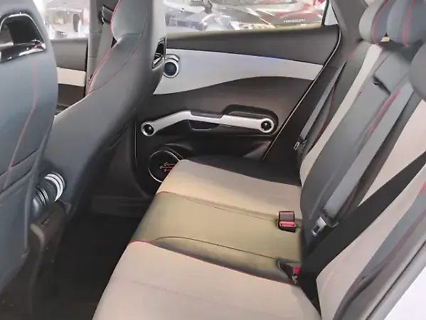 BYD Yuan Plus - Imagem 8