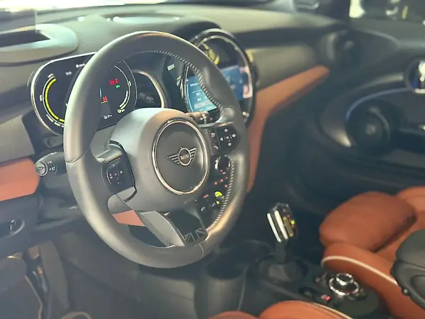 Mini Cooper SE - Imagem 9