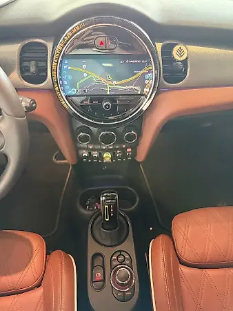 Mini Cooper SE - Imagem 12