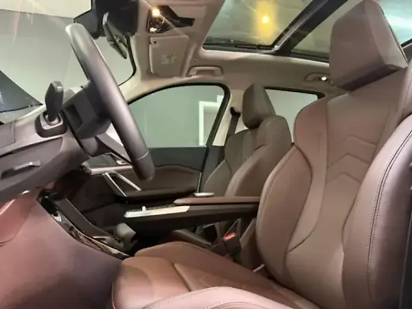 BMW IX1 - Imagem 7