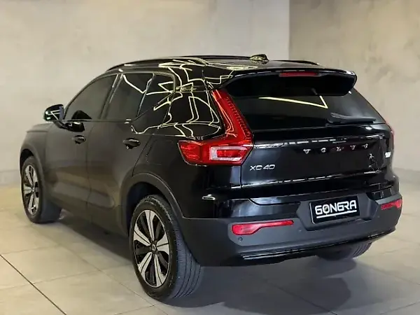 Volvo XC40 Recharge - Imagem 6