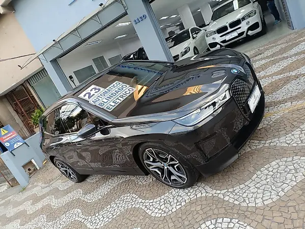 BMW Ix - Imagem 3