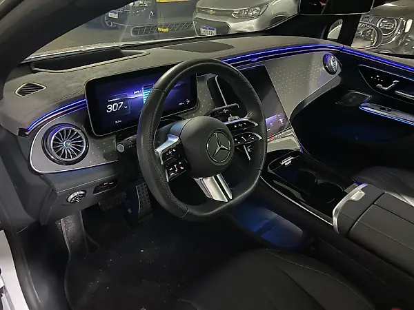 Mercedes Eqe 300 - Imagem 19