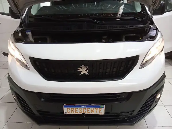Peugeot E-expert - Imagem 9