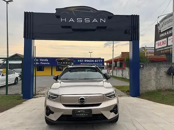 Volvo XC40 Recharge - Imagem 2