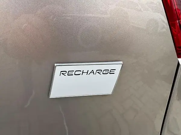 Volvo XC40 Recharge - Imagem 18