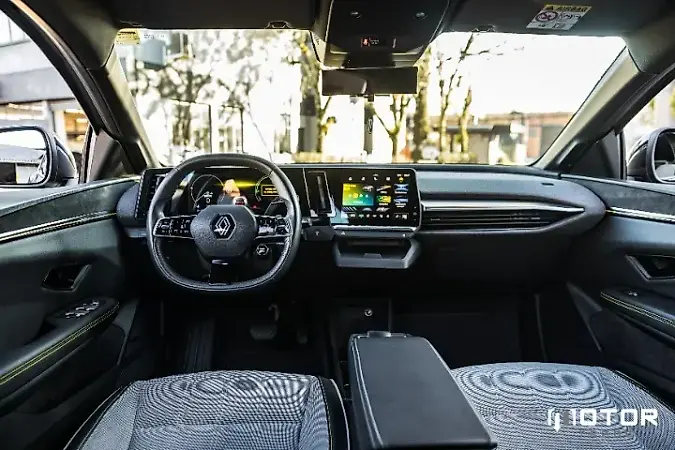 Renault Megane E-tech Electric - Imagem 20