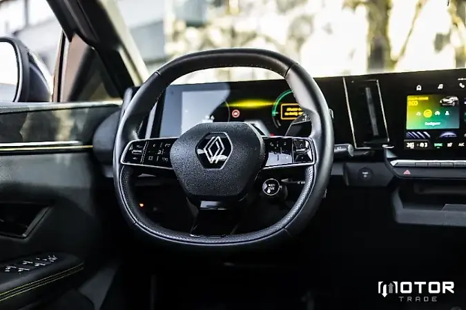 Renault Megane E-tech Electric - Imagem 17