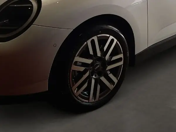 Mini Cooper SE - Imagem 6