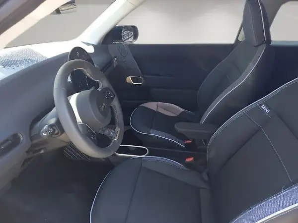 Mini Cooper SE - Imagem 11