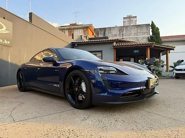 Porsche Taycan - Imagem 1